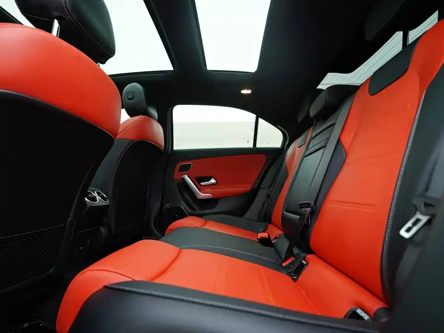 Mercedes-Benz A-Class AMG 2024 — фото 20