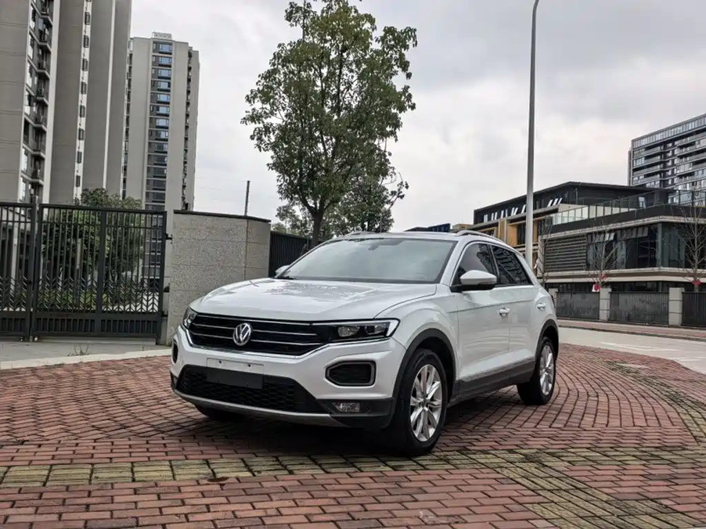 Volkswagen T-Roc 2023