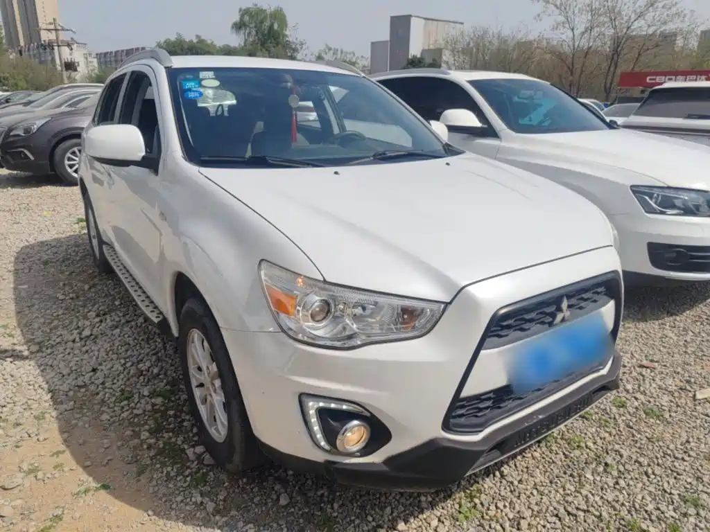 Mitsubishi ASX 2015 — фото 22