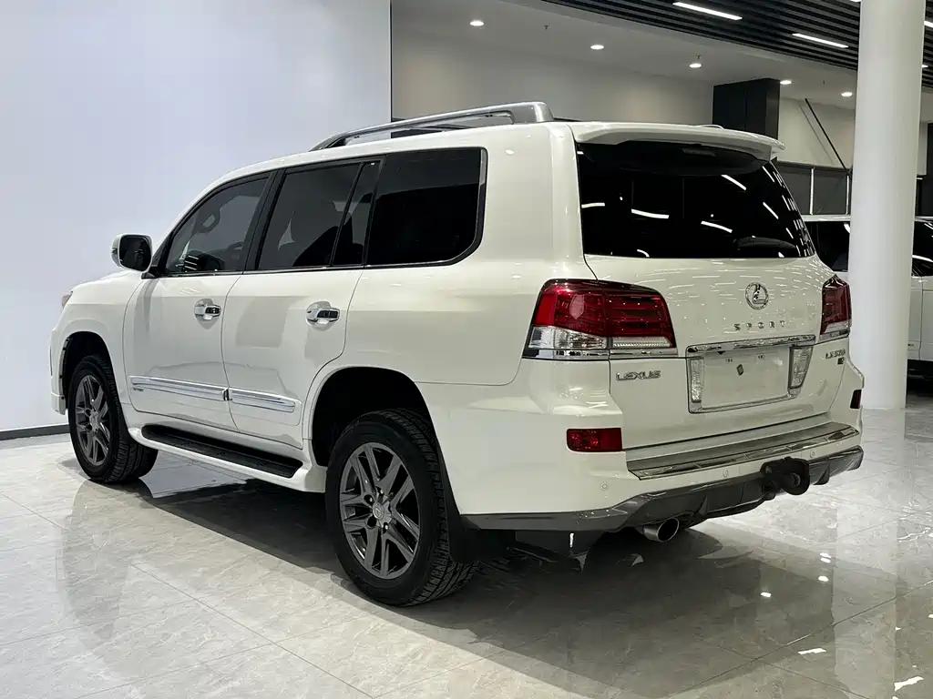 Lexus LX 2015 — фото 6