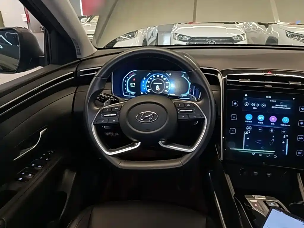 Hyundai Tucson 2022 — фото 11