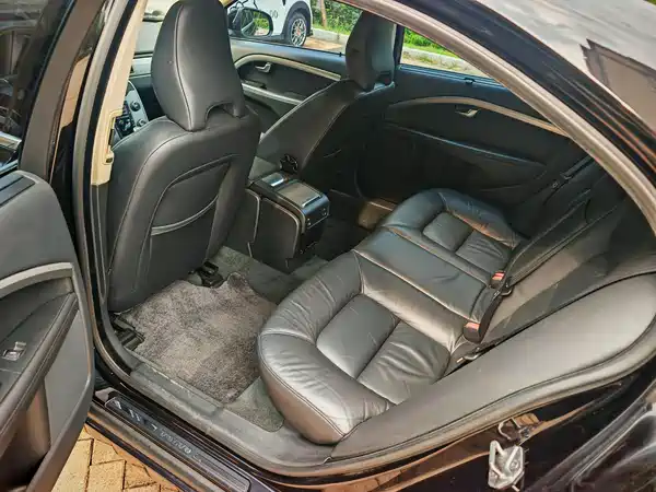 Volvo S80L 2014