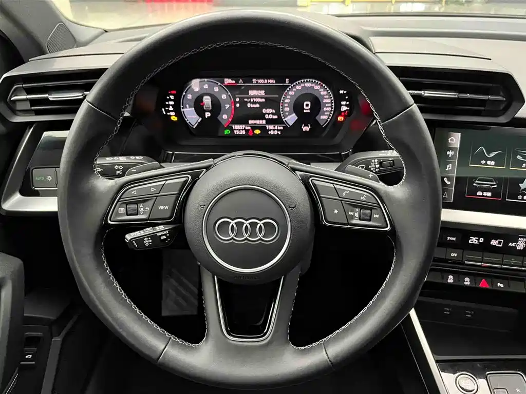 Audi A3 2023 — фото 3