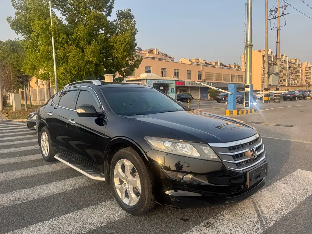 Honda Crosstour 2013 — фото 3