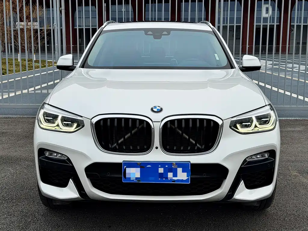 BMW X3 2018 — фото 2