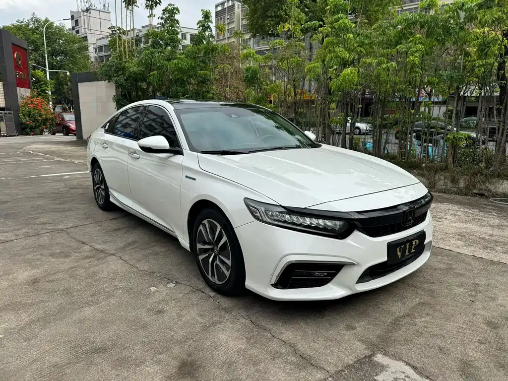 Honda Inspire 2021 — фото 3