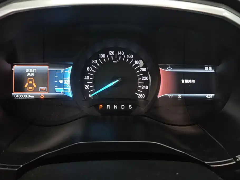 Ford Edge 2019 — фото 14