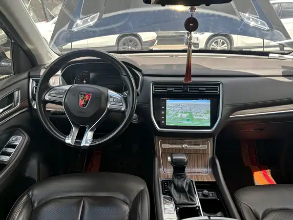 Roewe RX8 2021