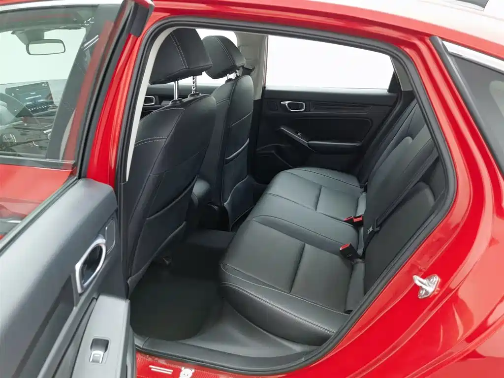 Honda Civic 2022 — фото 15