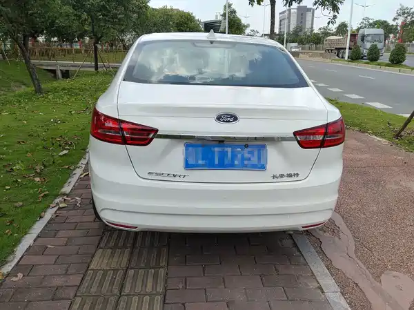 Ford Escort 2017