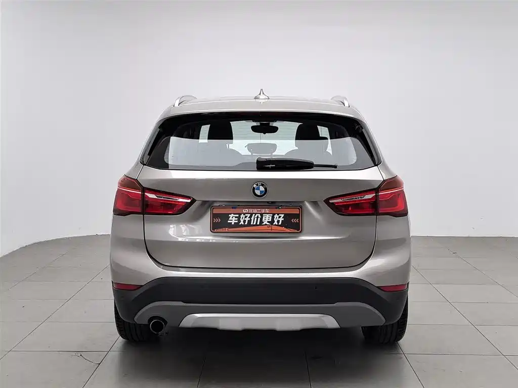 BMW X1 2018 — фото 4