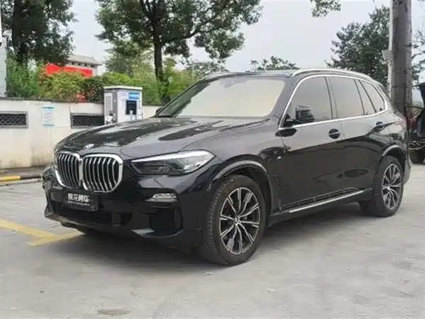 BMW X5 2021