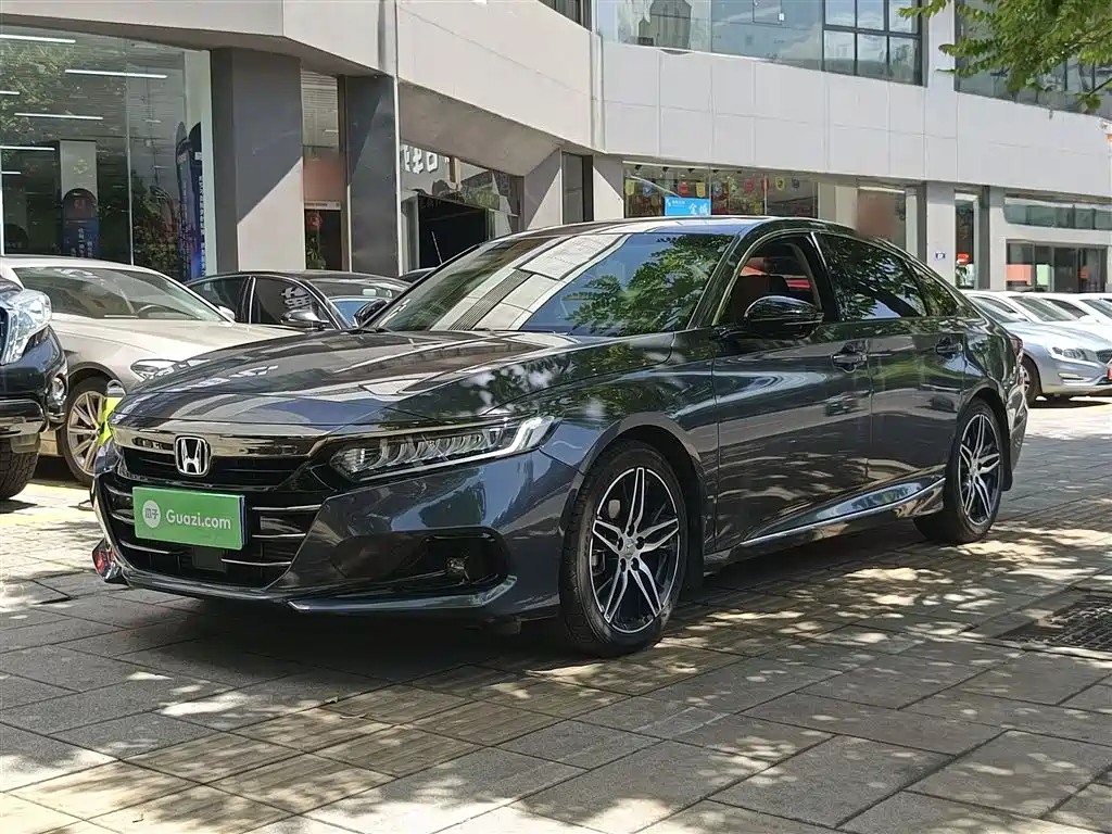 Honda Accord 2022 — фото 1