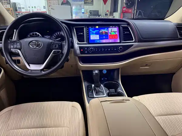 Toyota Highlander 2017