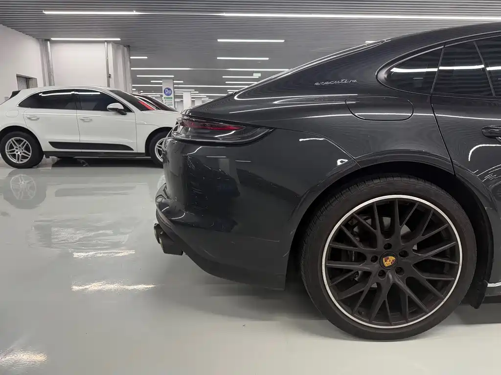 Porsche Panamera 2021 — фото 19