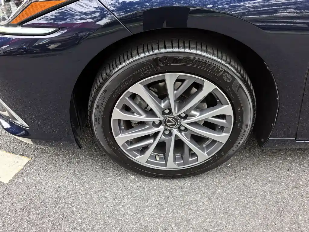 Lexus ES 2024 — фото 11