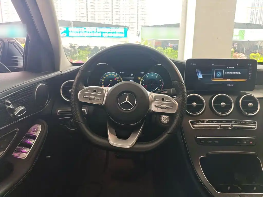Mercedes-Benz C-Class 2021