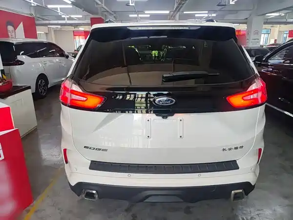 Ford Edge 2020