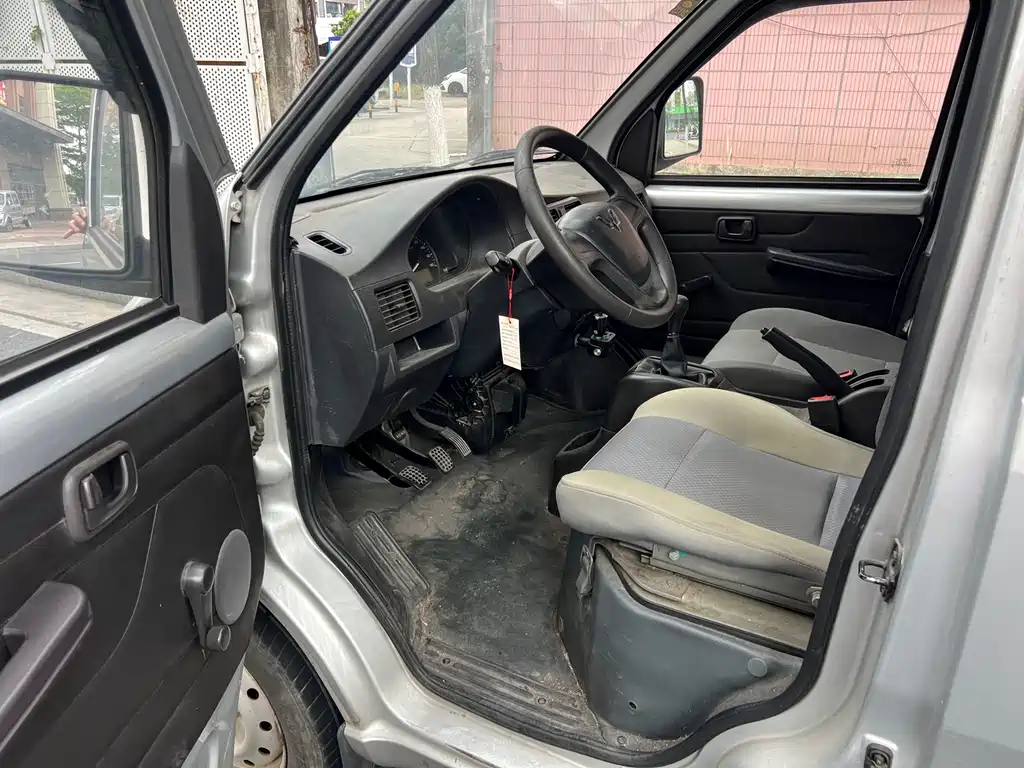 Wuling Rongguang Mini Truck 2018 — фото 13