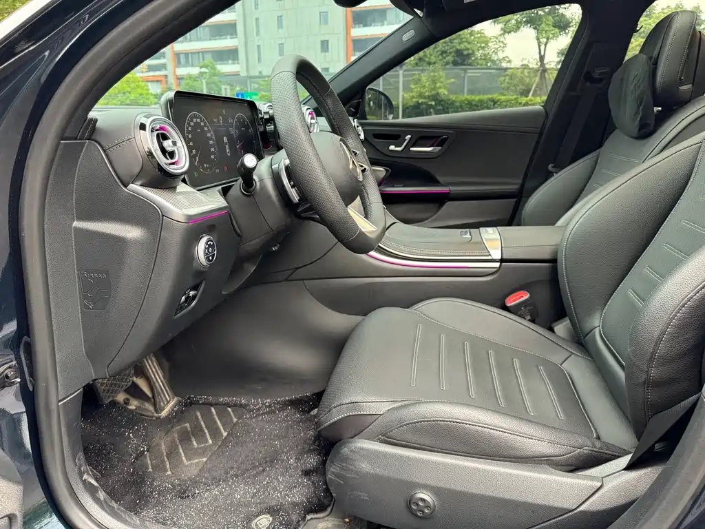 Mercedes-Benz C-Class 2023
