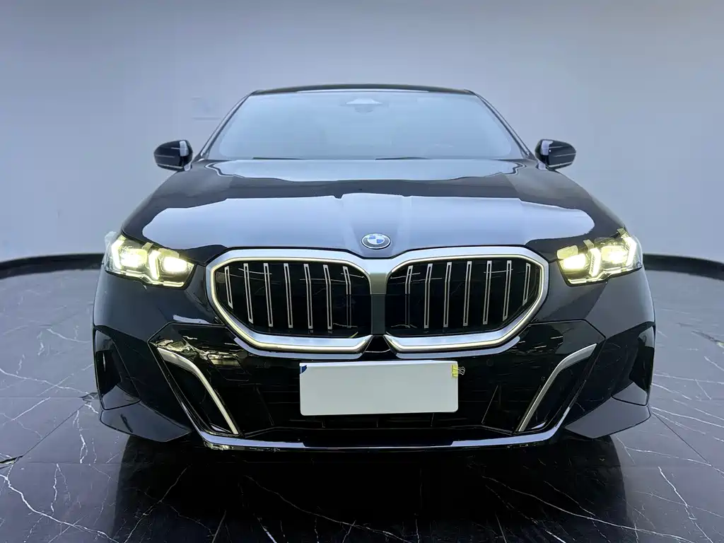 BMW 5 Series 2024