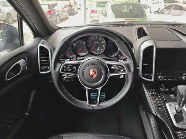 Porsche Cayenne 2017