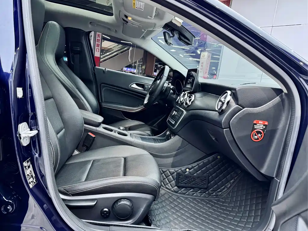 Mercedes-Benz GLA 2018 — фото 17