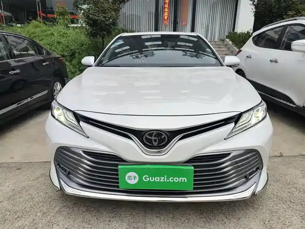 Toyota Camry 2019