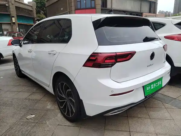 Volkswagen Golf 2022
