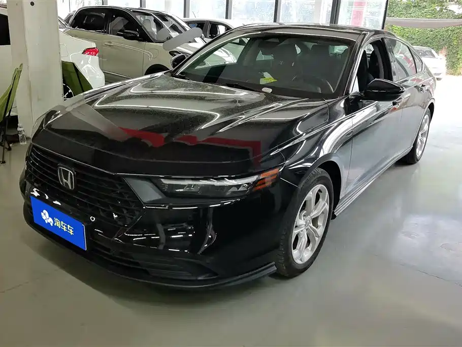 Honda Accord 2023 — фото 1