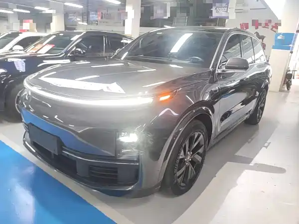 Li Auto L8 2023