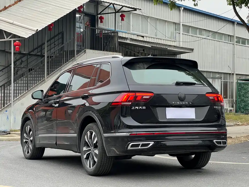 Volkswagen Tiguan L 2024 — фото 11
