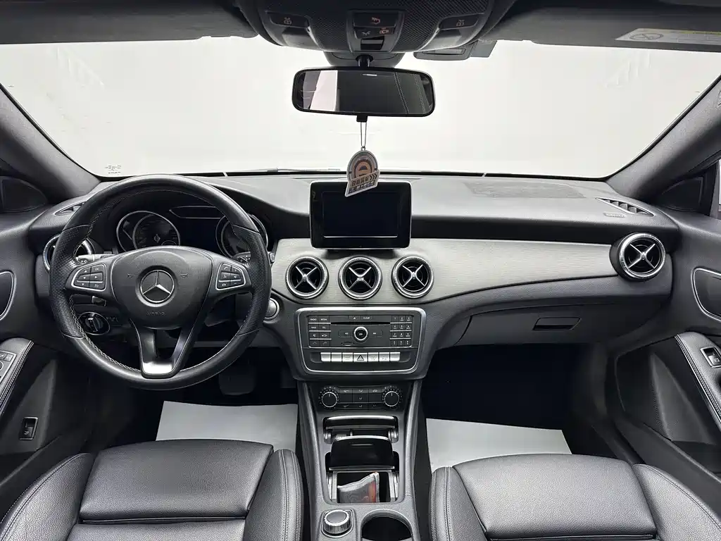 Mercedes-Benz CLA 2017 — фото 10