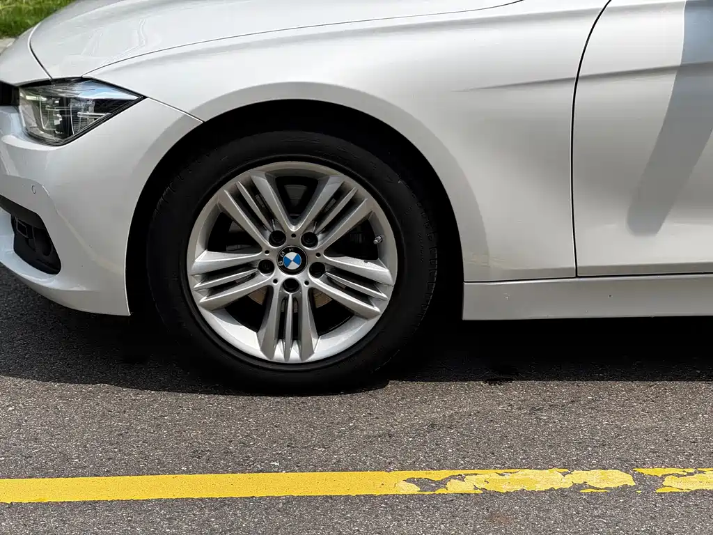 BMW 3 Series 2016
