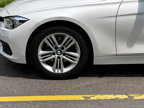 BMW 3 Series 2016