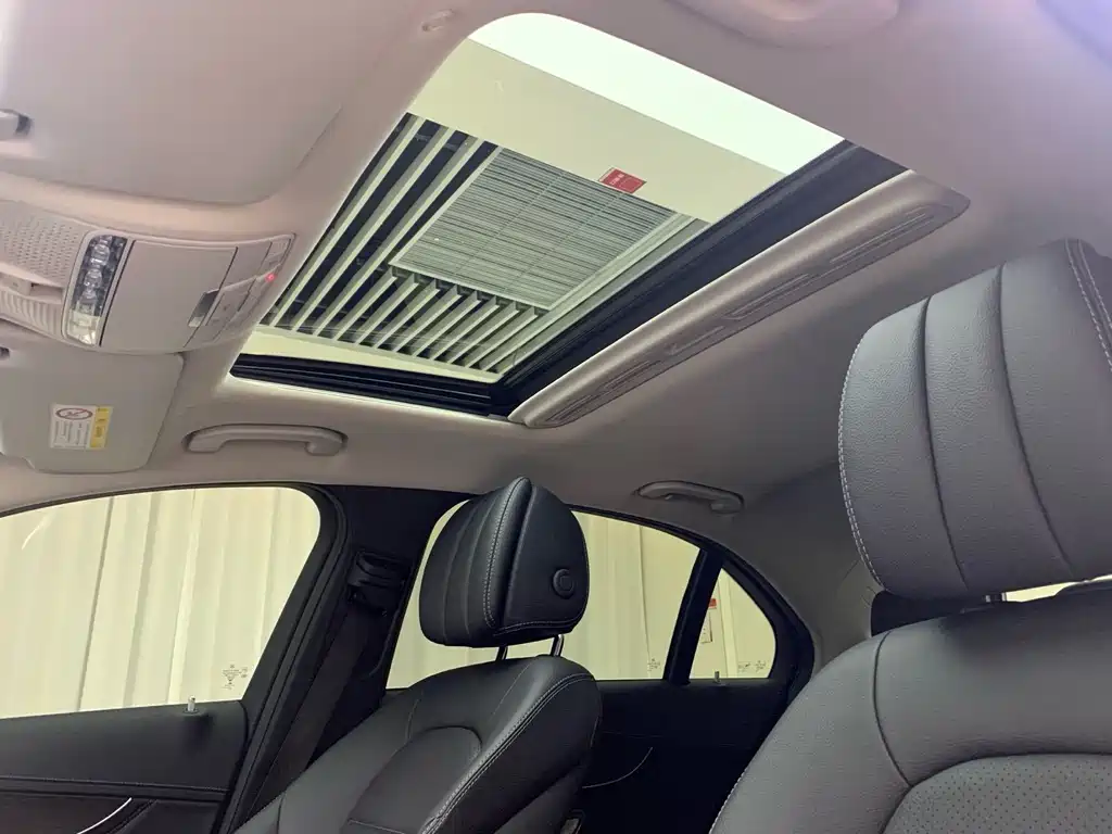 Mercedes-Benz C-Class 2020 — фото 11