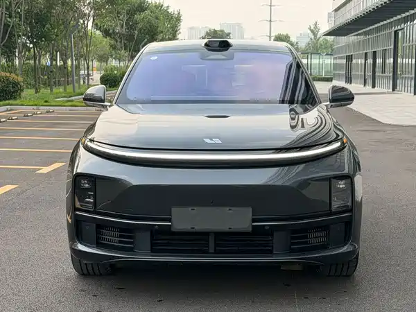 Li Auto L7 2025