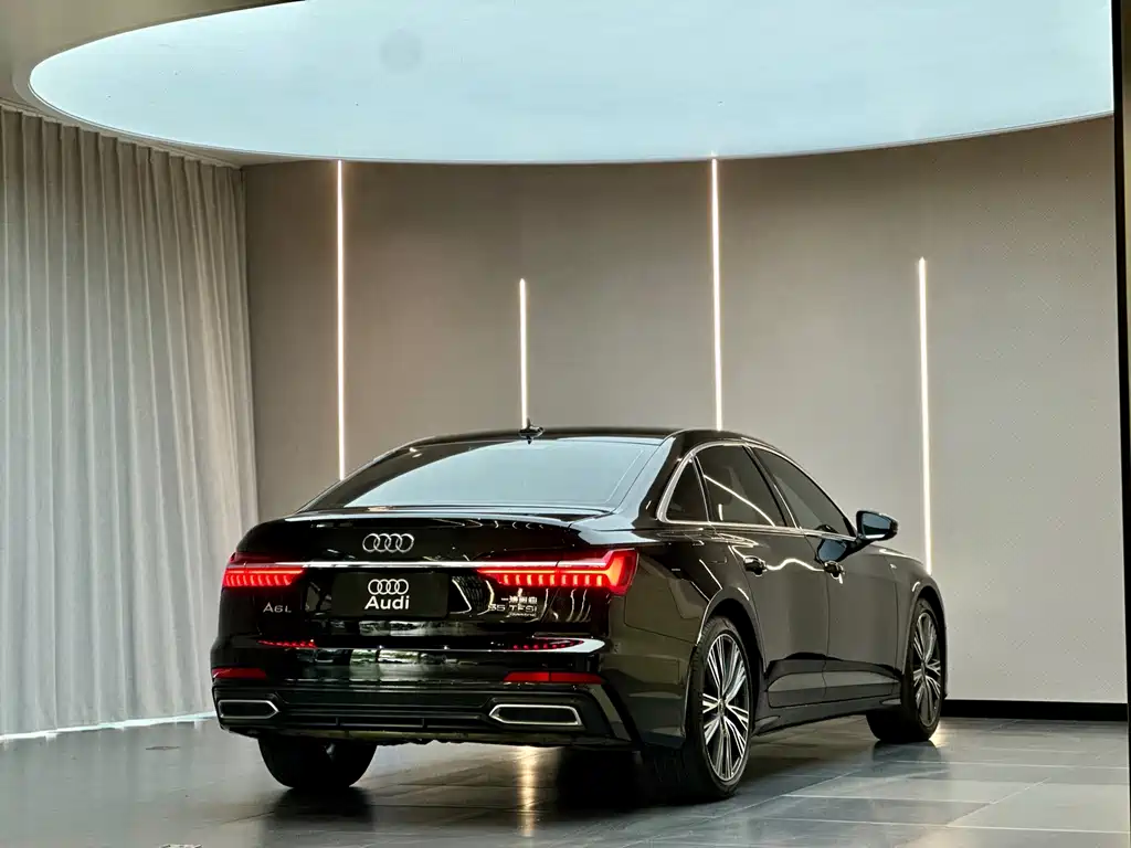 Audi A6L 2022 — фото 9