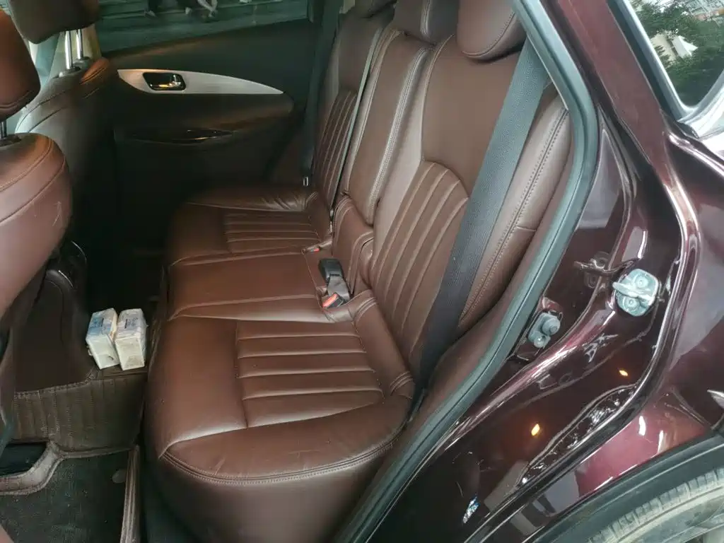 Infiniti QX50 2015 — фото 15