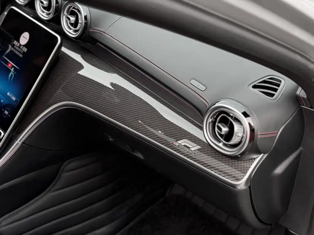 Mercedes-Benz C-Class AMG New Energy 2024 — фото 8