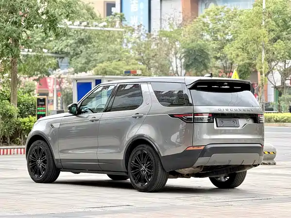 Land Rover Discovery 2017