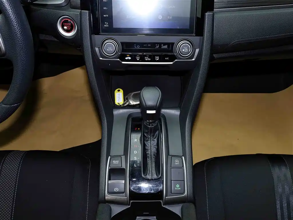 Honda Civic 2022 — фото 13
