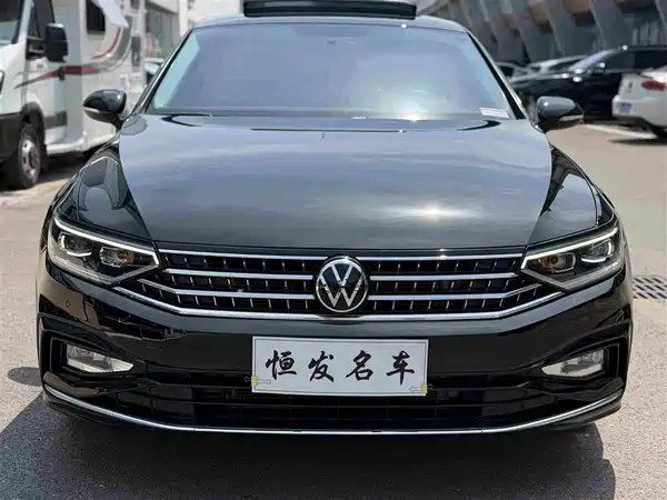 Volkswagen Magotan 2024