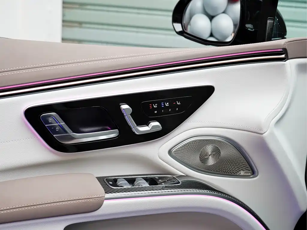 Mercedes-Benz EQS AMG 2025 — фото 13