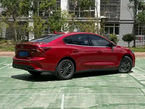 Ford Focus 2022