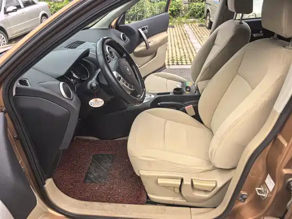 Nissan Qashqai 2013