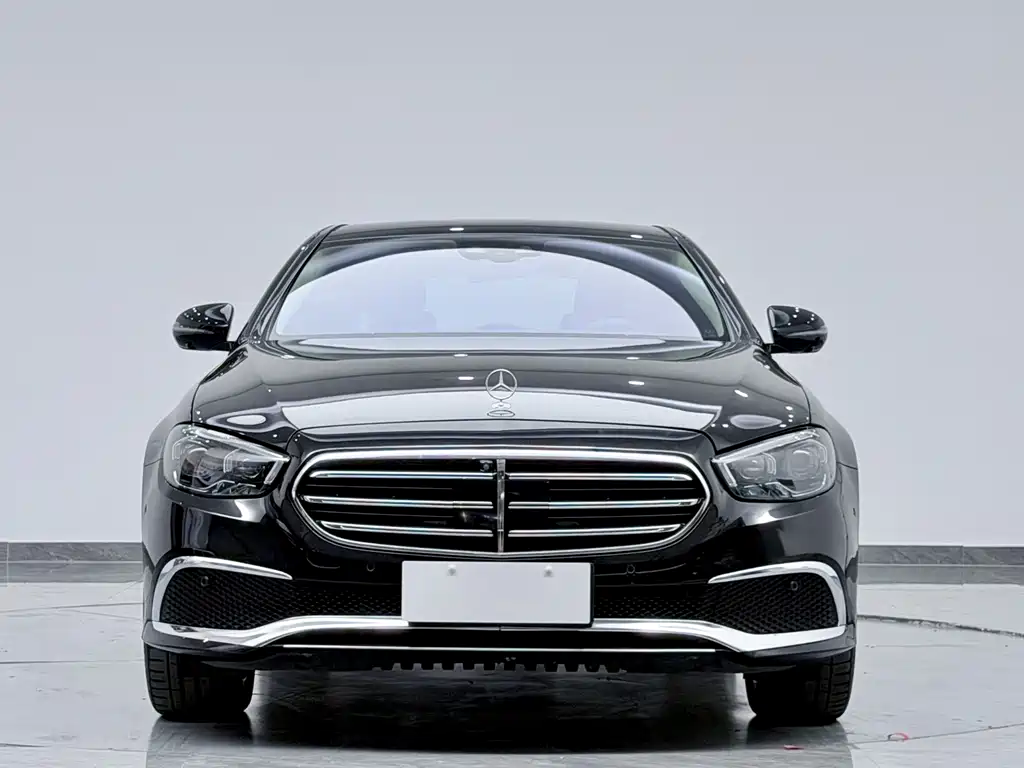 Mercedes-Benz E-Class 2021 — фото 9