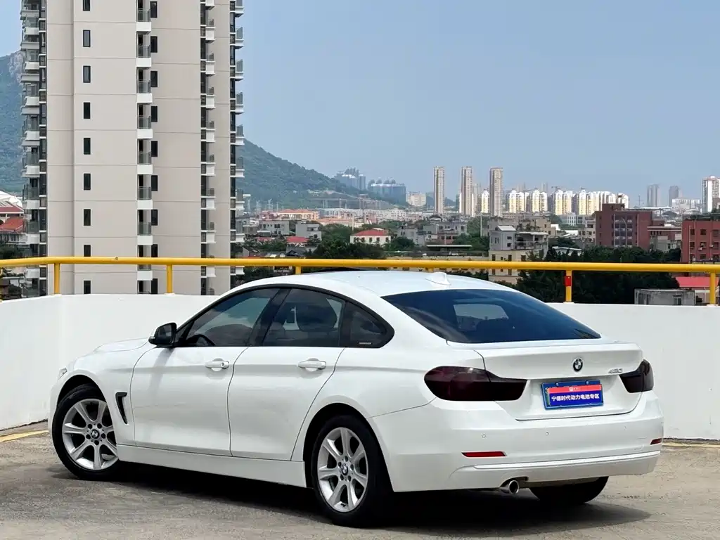 BMW 4 Series 2015 — фото 12