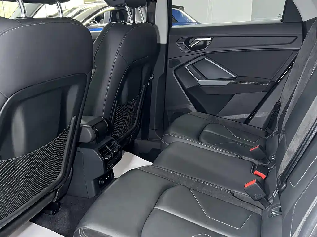 Audi Q3 Sportback 2022 — фото 14