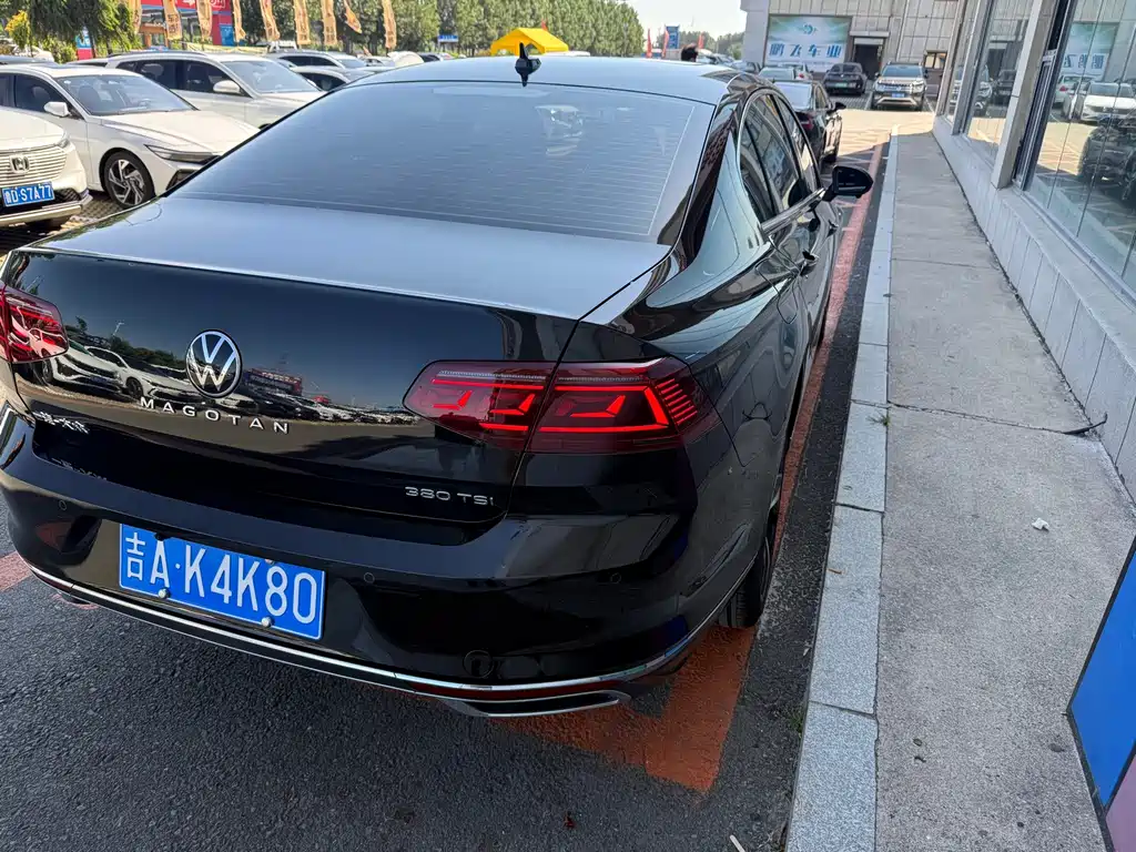 Volkswagen Magotan 2026